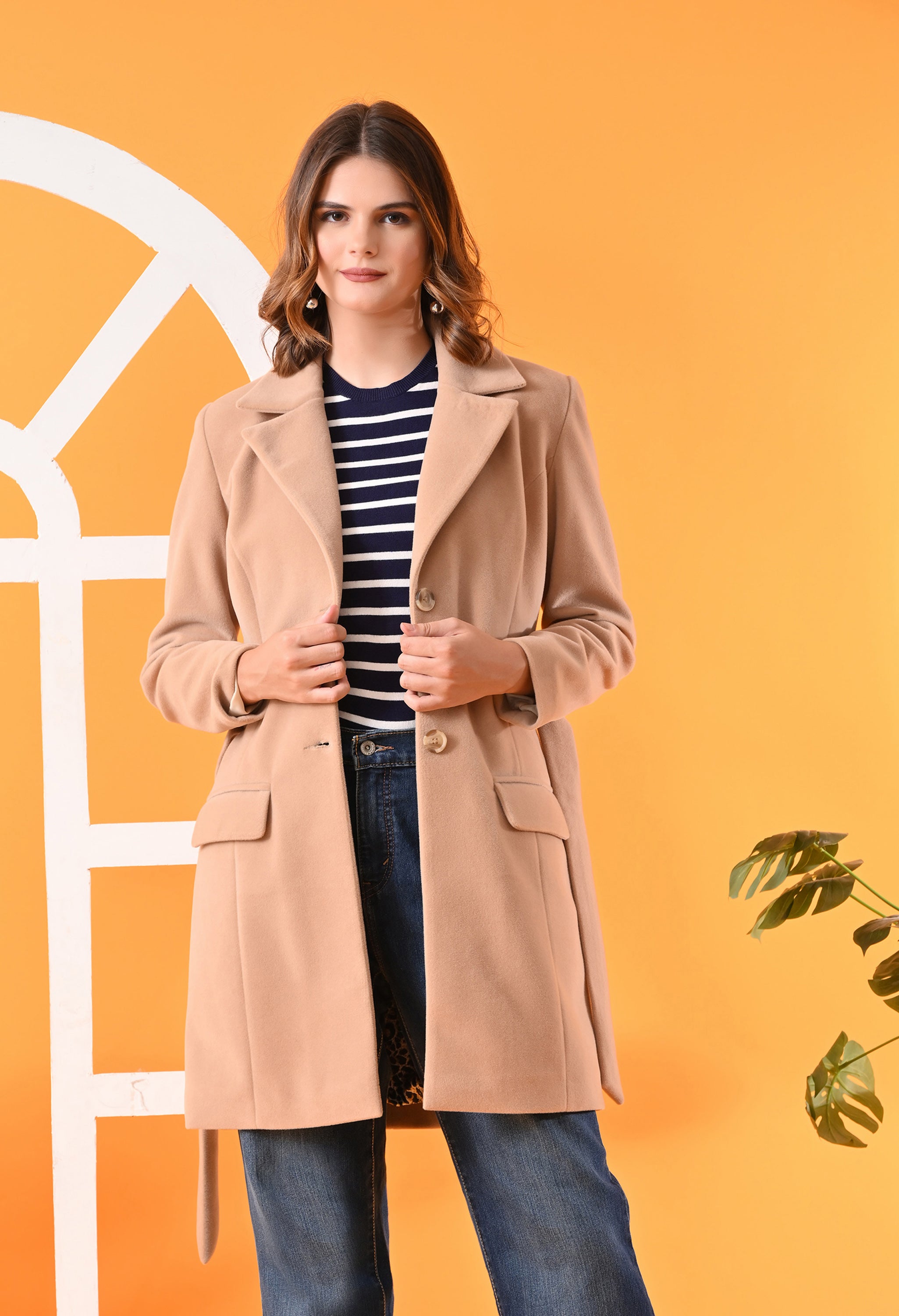 Single-Breasted Beige Leather  Overcoat For Women