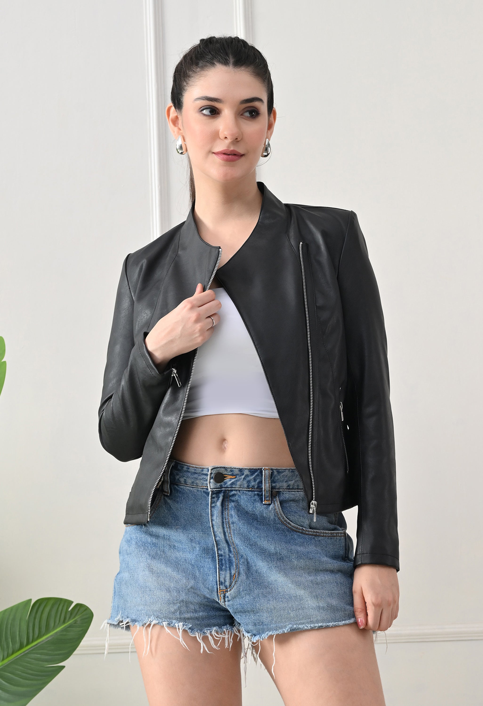 Lapel Collar Solid Water Resistant Black Biker Jacket for Women