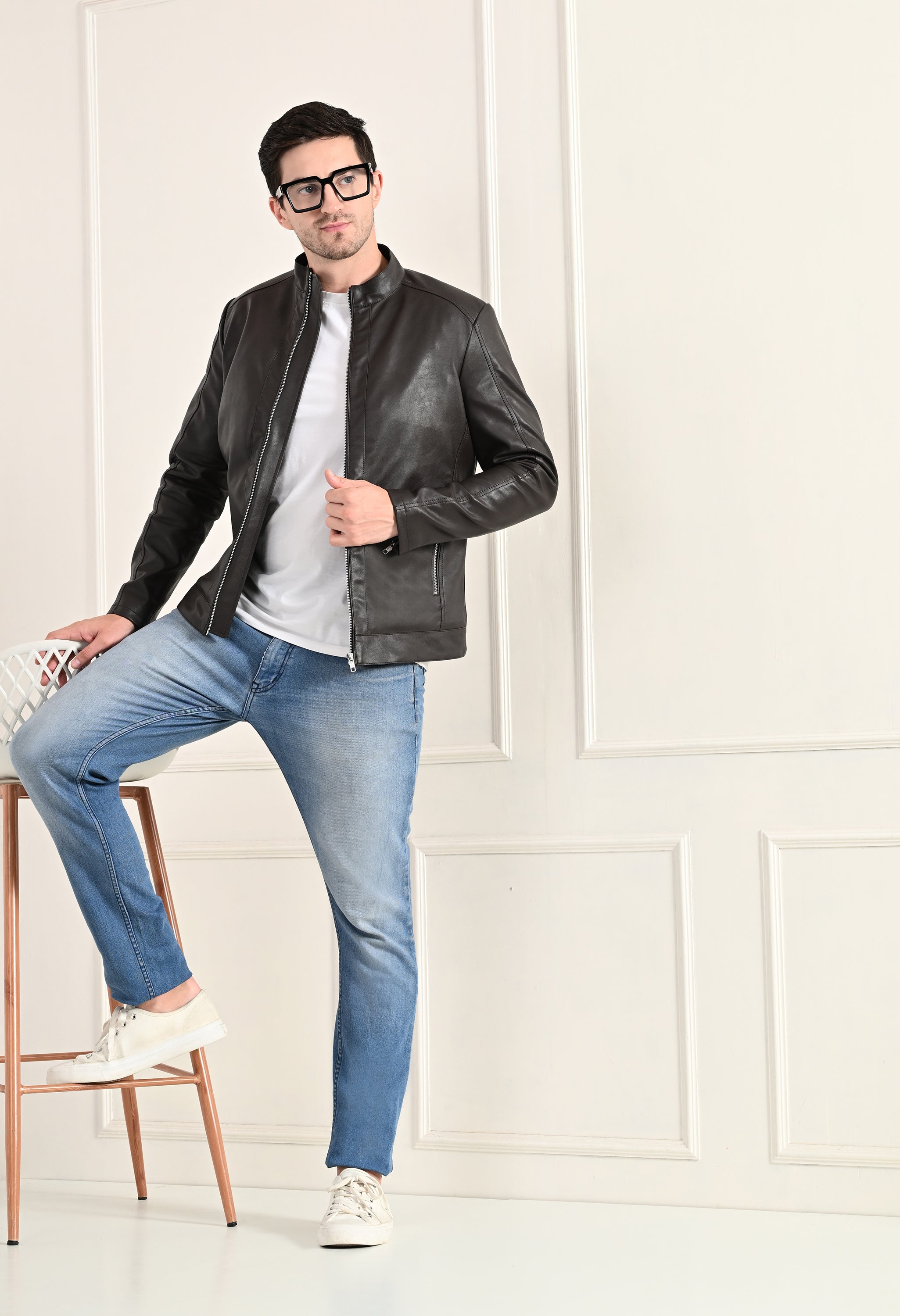 Stand Collar Long Sleeves Classic Look Lightweight Black Leather Jacket