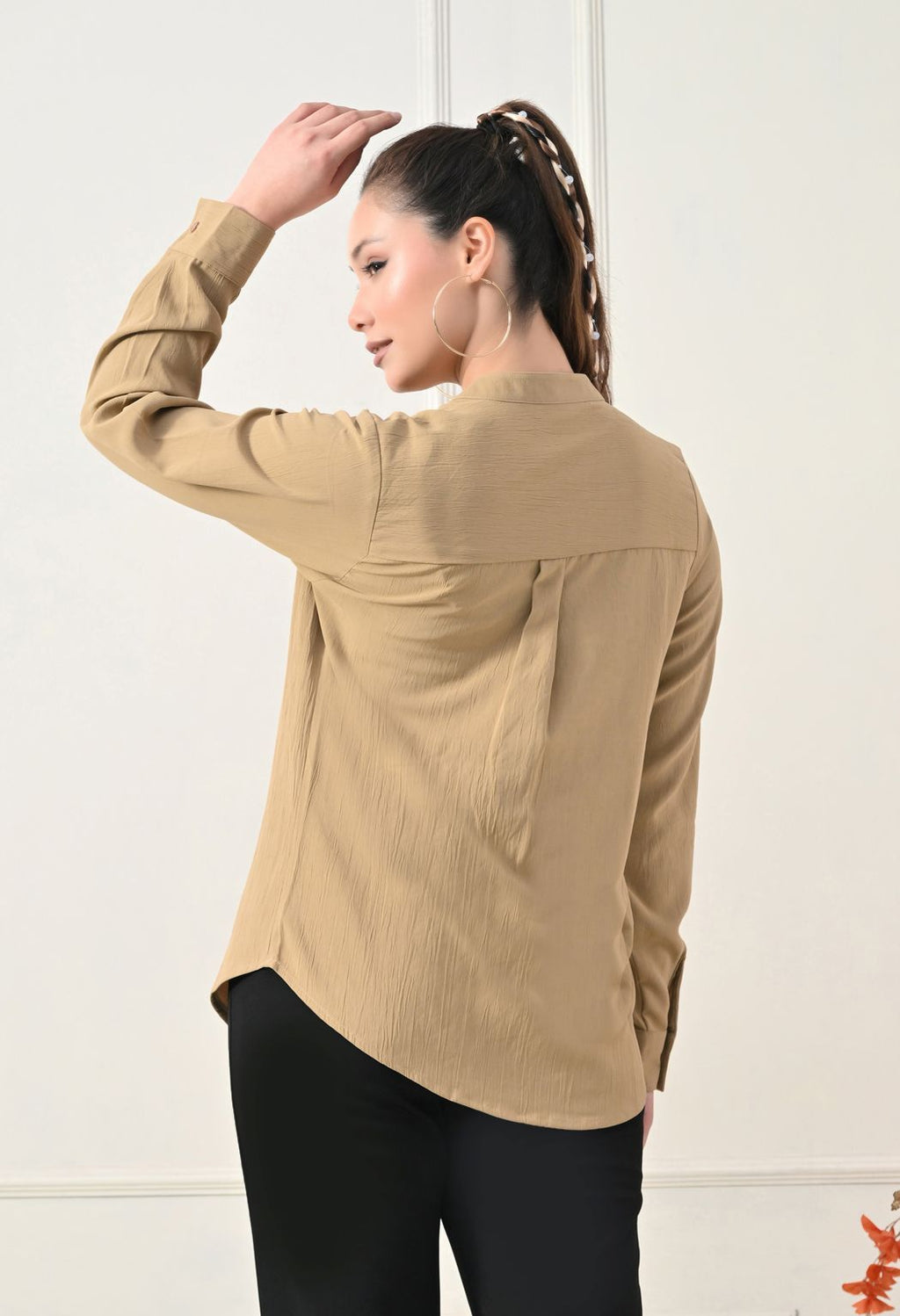 Women Beige Solid Comfort Casual Shirts