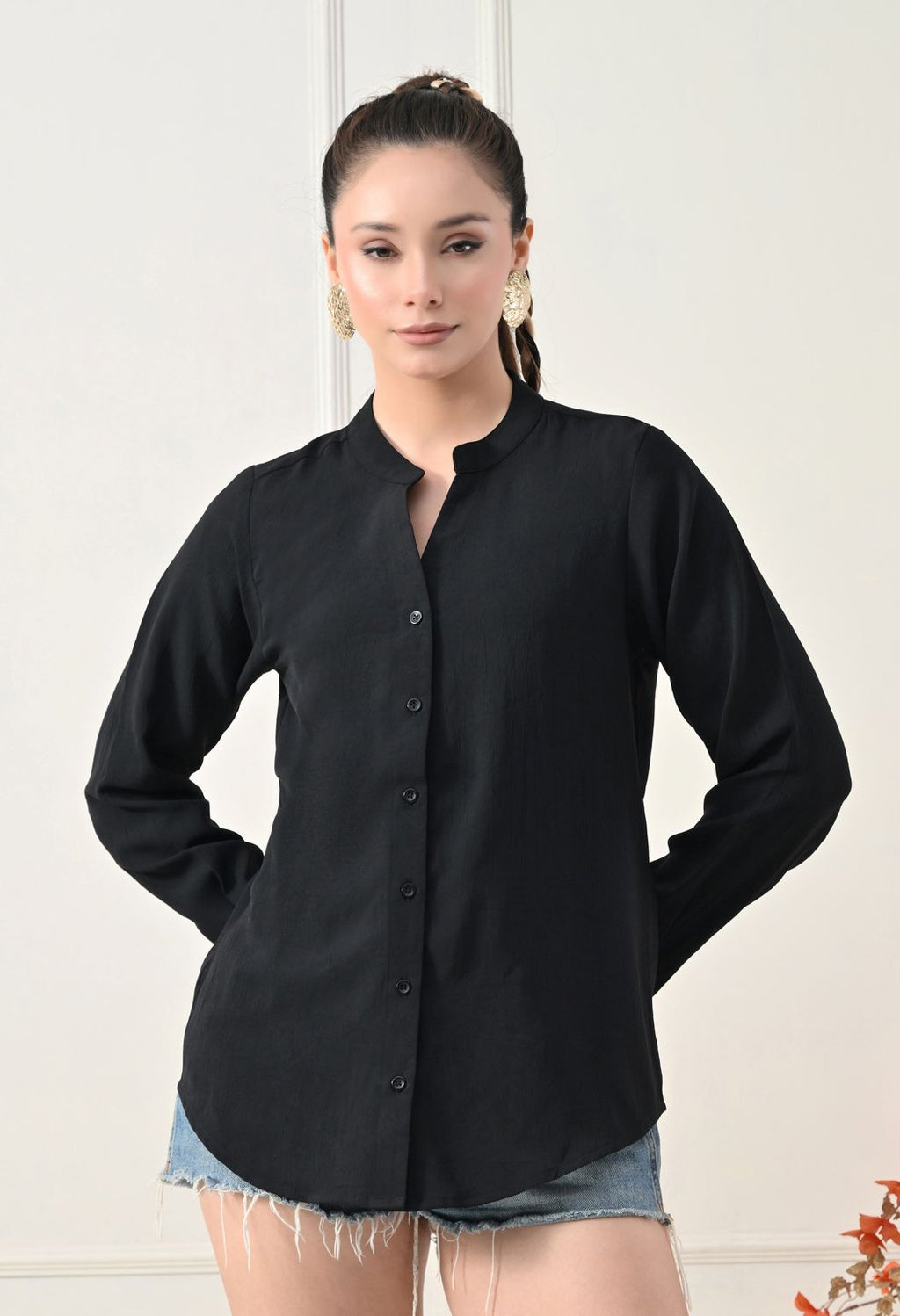 Women Black Comfort Solid Casual Shirt