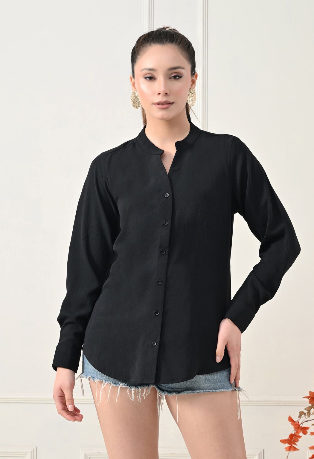 Women Black Comfort Solid Casual Shirt