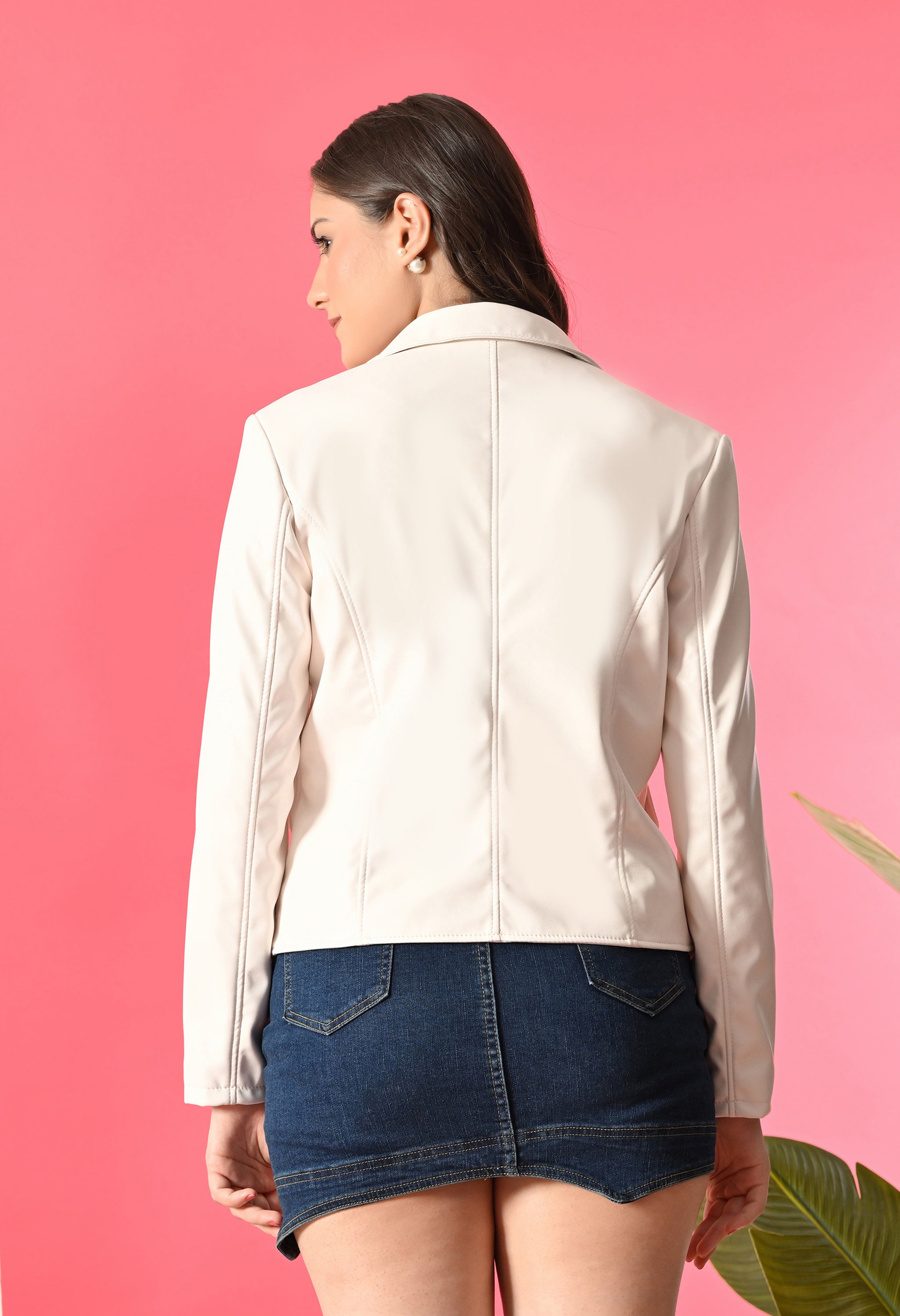 Lapel Collar Leather Water Resistant Crop Outdoor Bomber White Jacket For Women.
