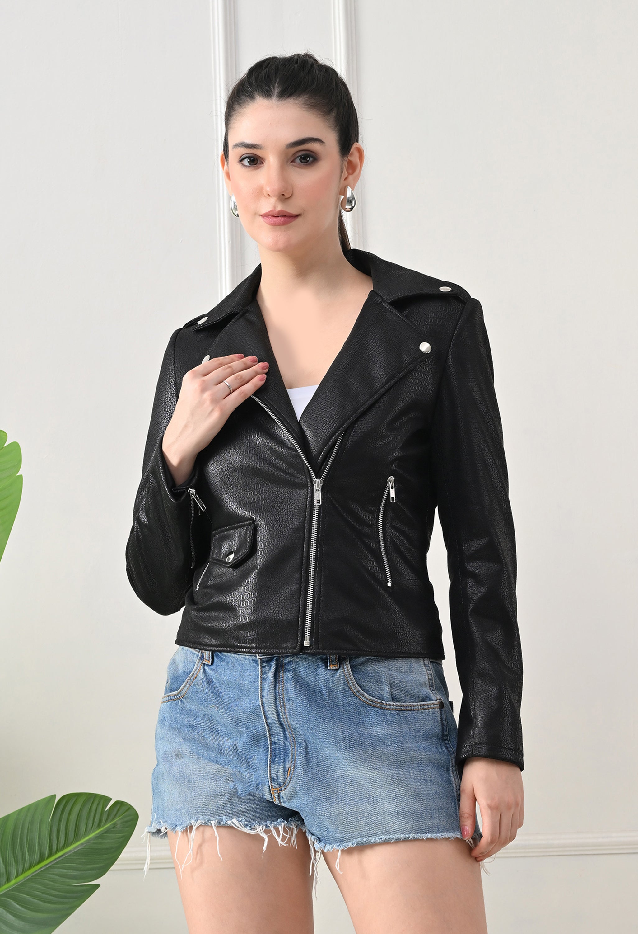 Lapel Collar Solid Water Resistant Biker Black Jacket for women