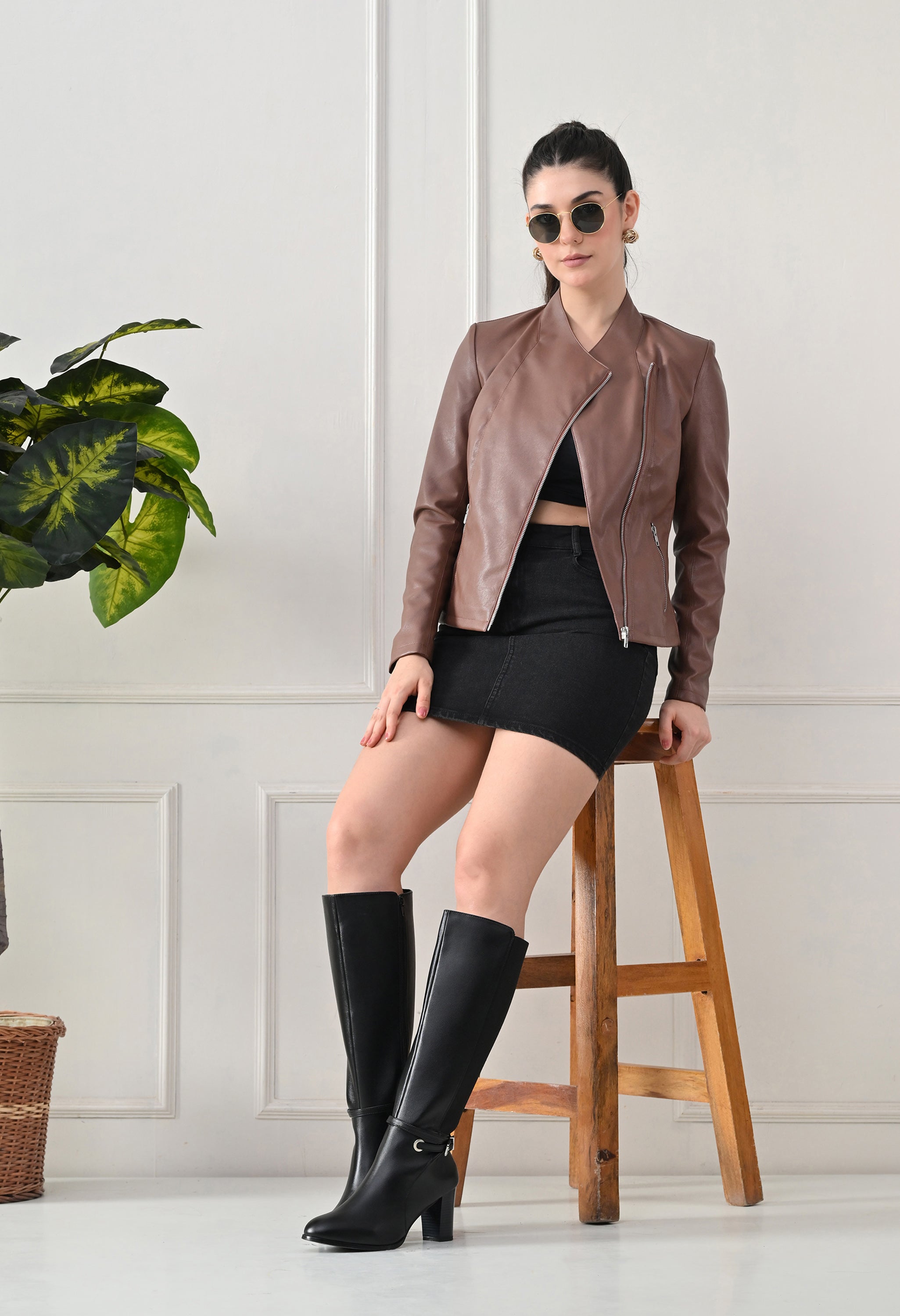 Lapel Collar Solid Water Resistant Tan Biker Jacket for Women