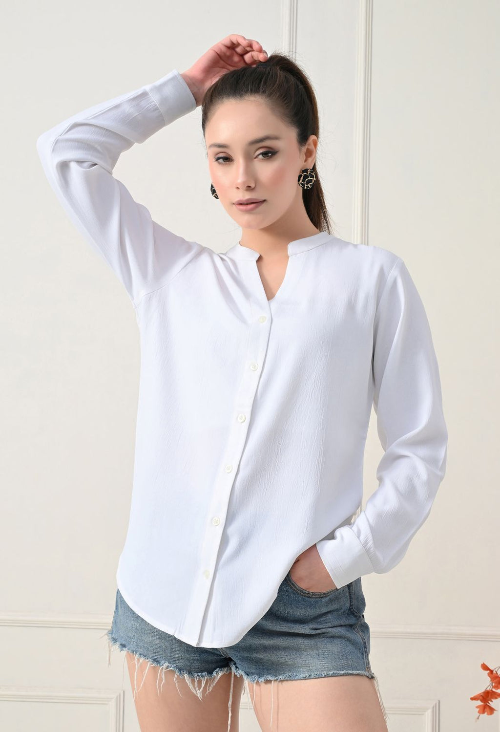 Women White Solid Comfort Casual Shirts