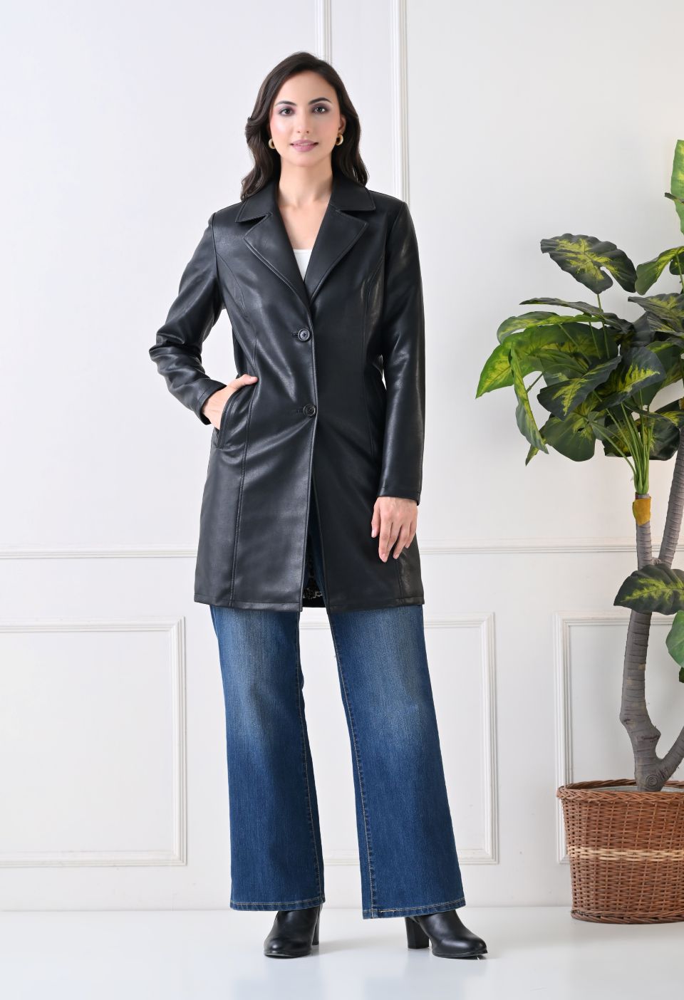 Single-Breasted Black Leather Overcoat For Women