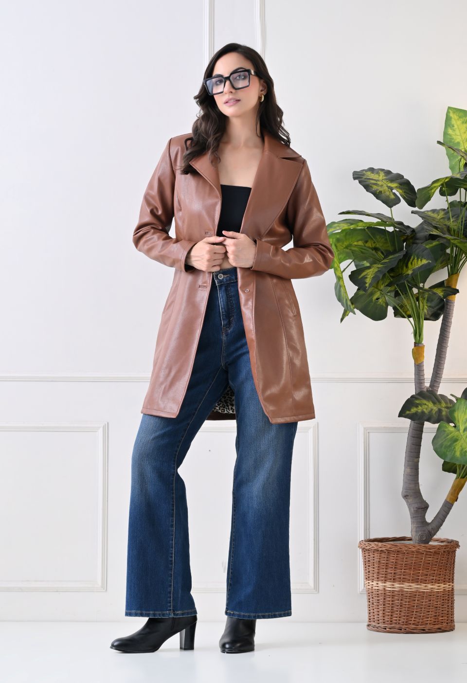 Single-Breasted Tan Leather Overcoat For Women