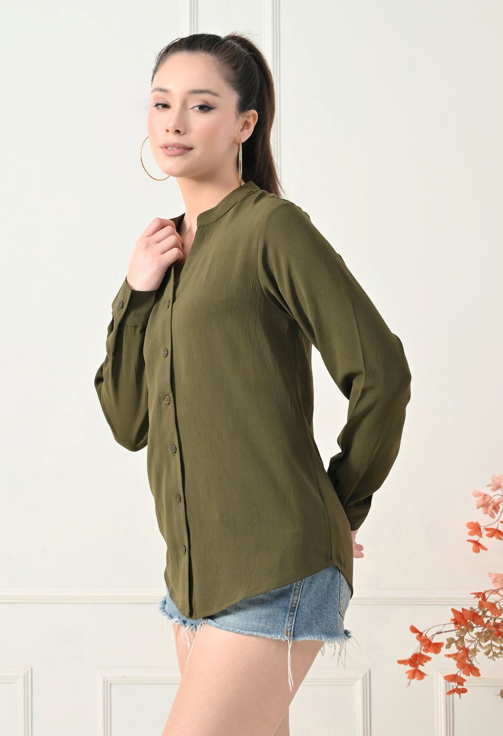 Women Green Solid Comfort Casual Shirts