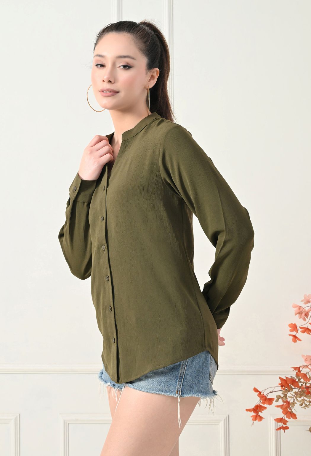 Women Green Solid Comfort Casual Shirts