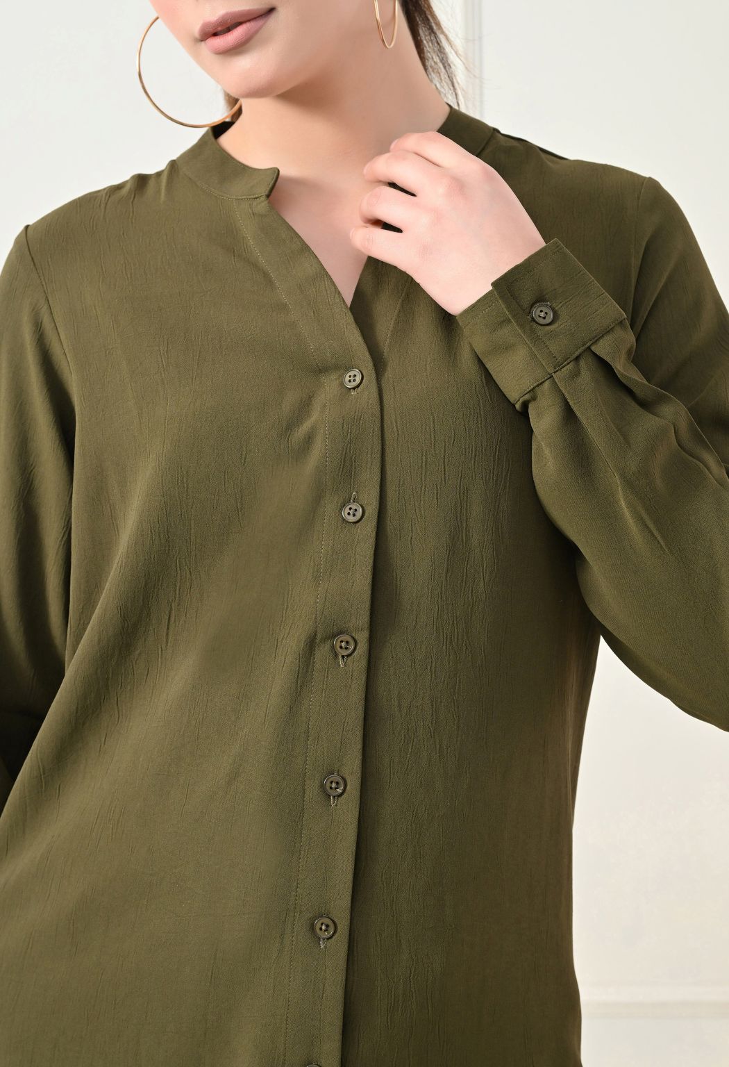 Women Green Solid Comfort Casual Shirts