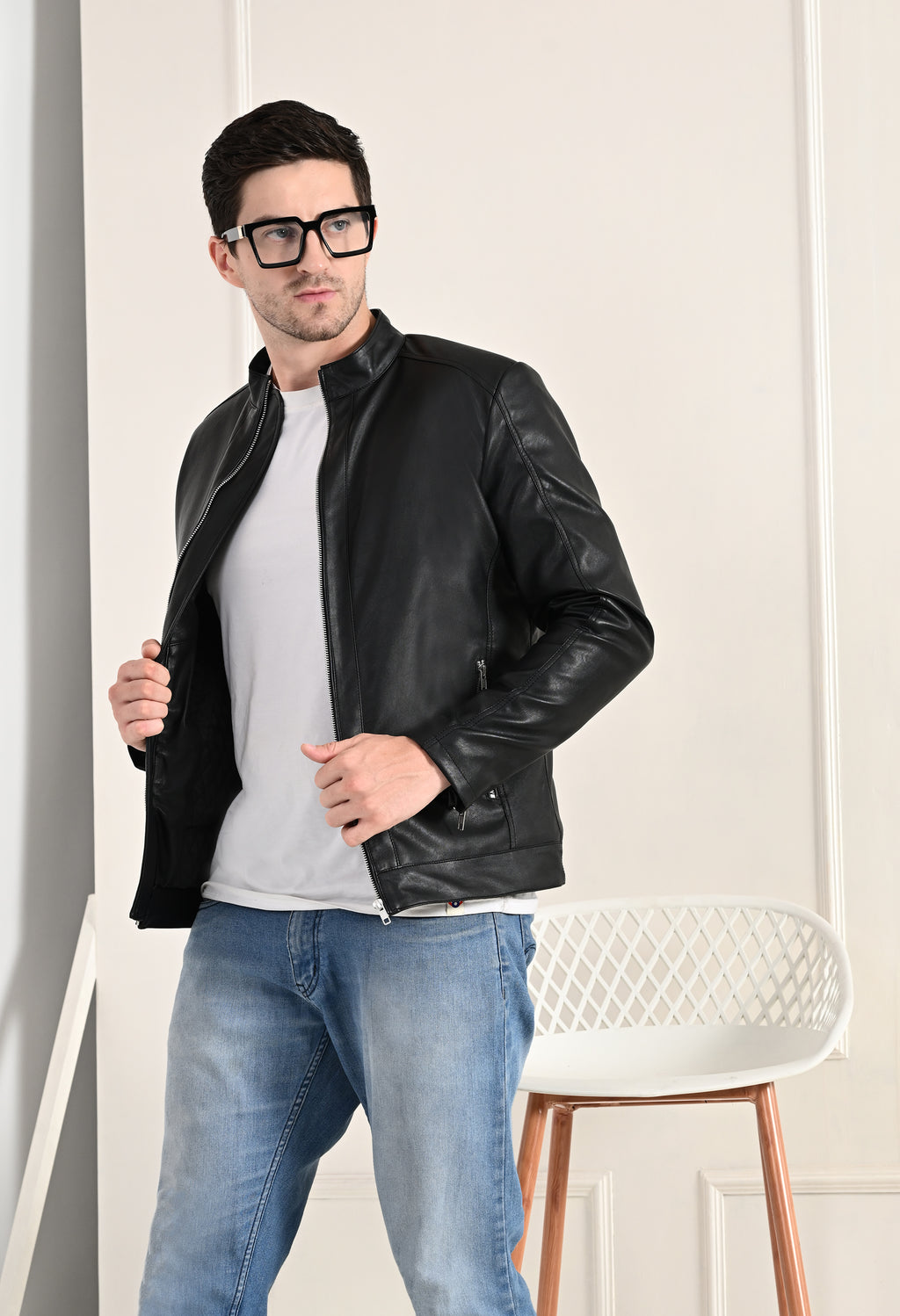 Stand Collar Long Sleeves Classic Look Lightweight Black Leather Jacket