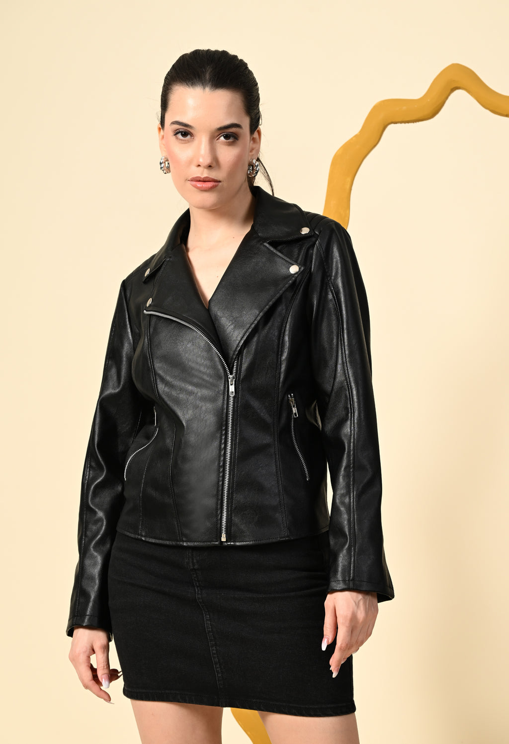 Lapel Collar Zip Detail Outdoor Biker Jacket With Water Resistant