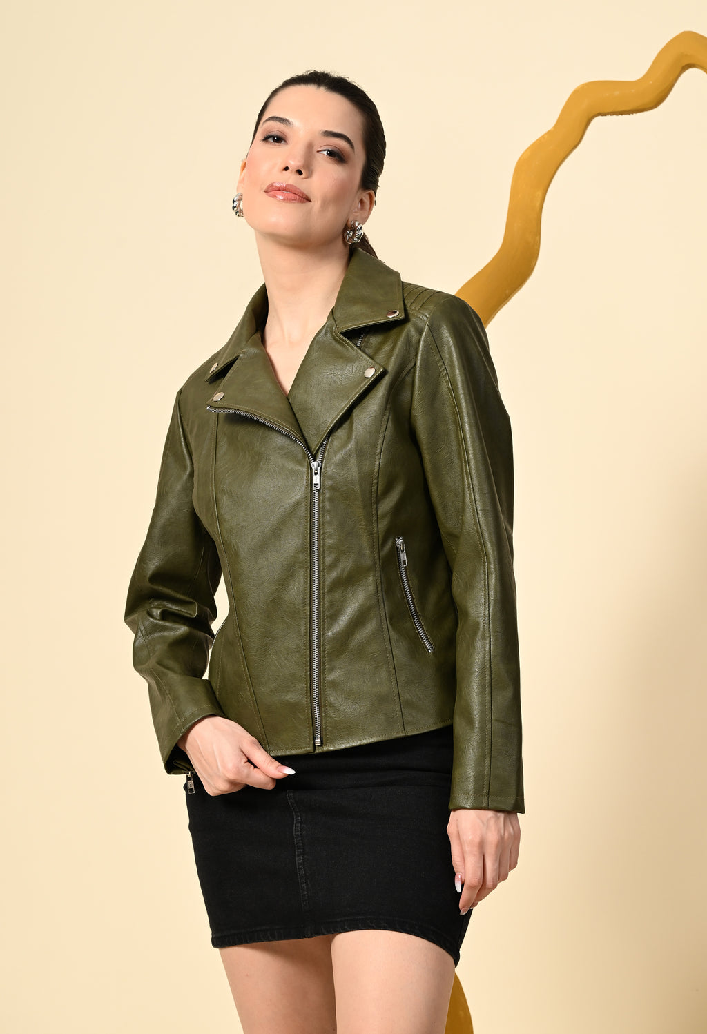 Lapel Collar Zip Detail Outdoor Biker Jacket With Water Resistant