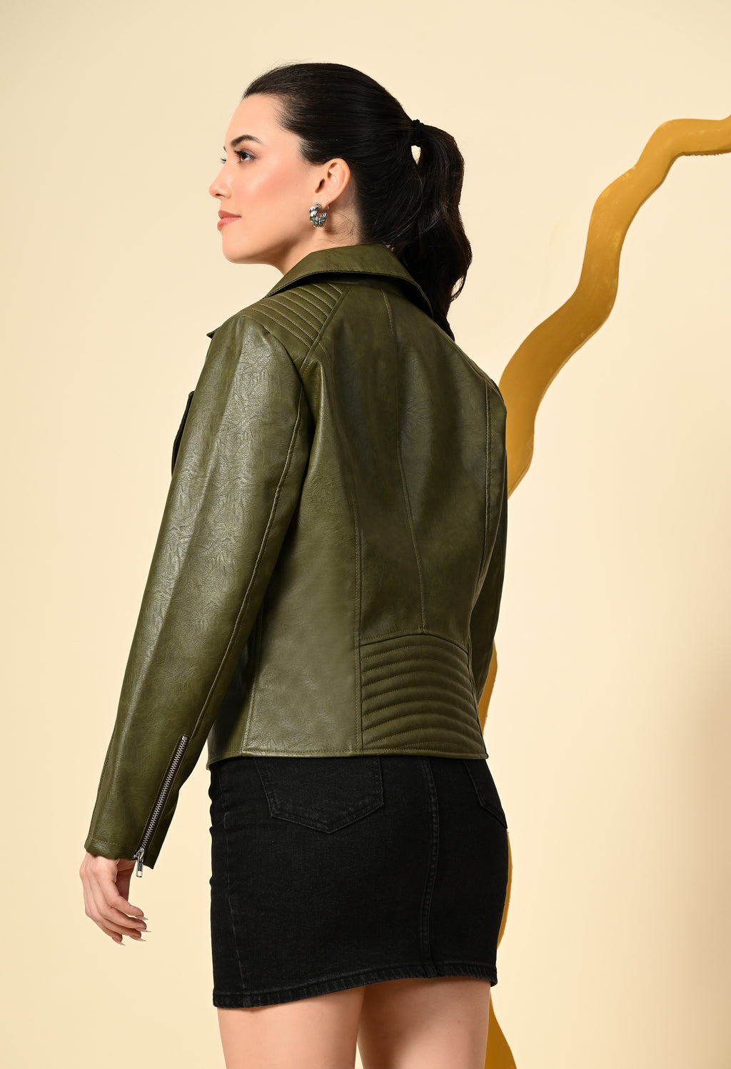 Lapel Collar Zip Detail Outdoor Biker Jacket With Water Resistant